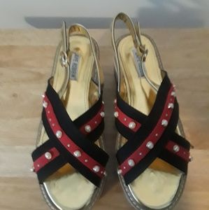 Platform sandals